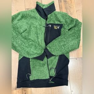 Mountain hardware monkey fleece